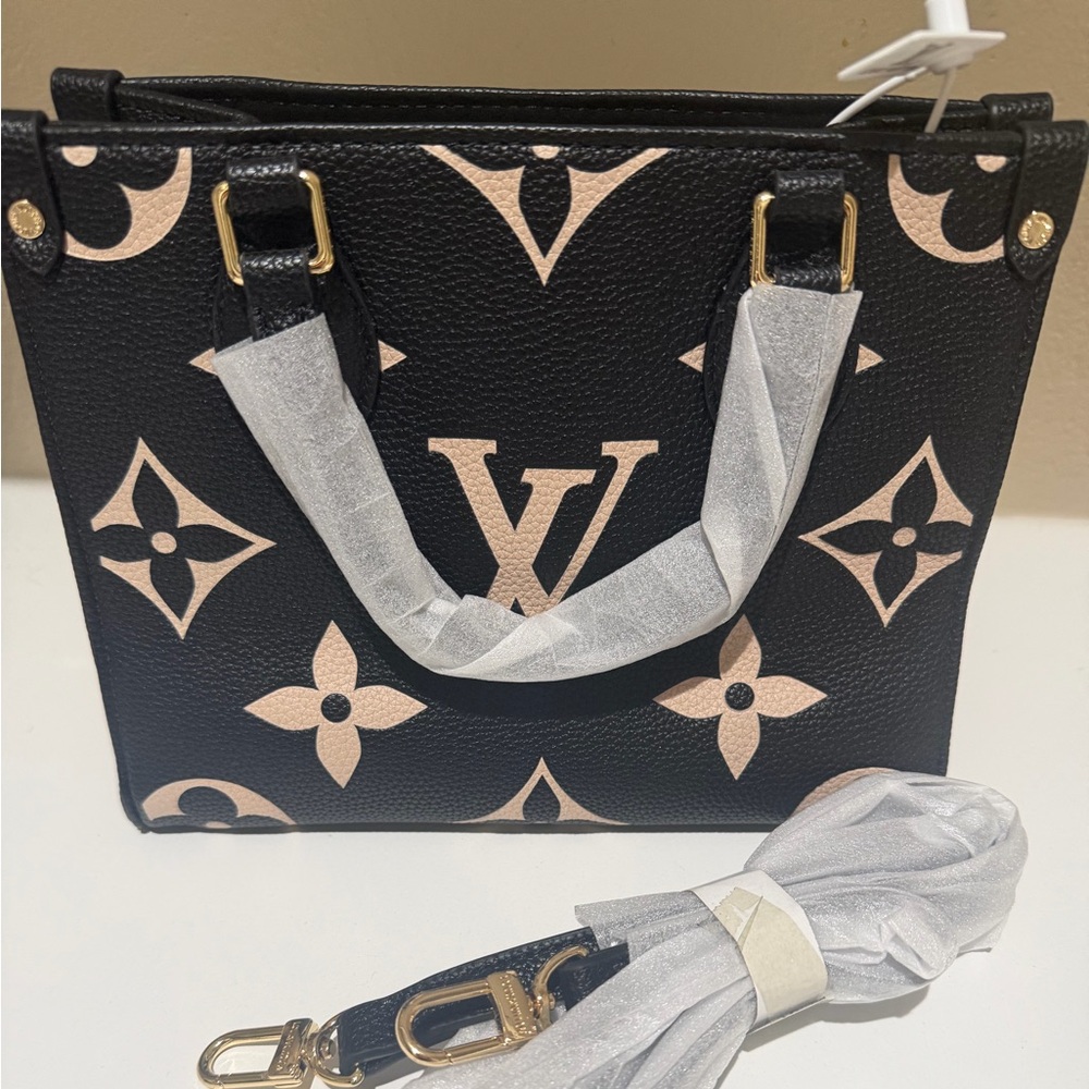 Lv Bag - image 2